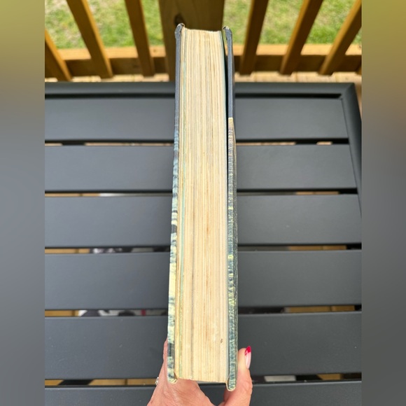 The New Book of Knowledge Annual 1970 - Picture 8 of 8